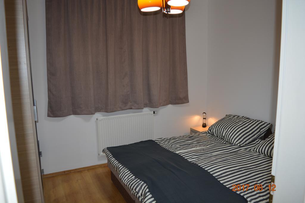 Gobe Apartman Hajduszoboszlo Luaran gambar