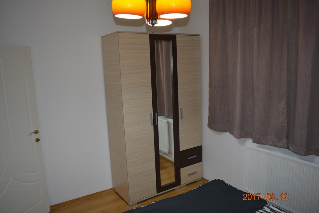 Gobe Apartman Hajduszoboszlo Luaran gambar